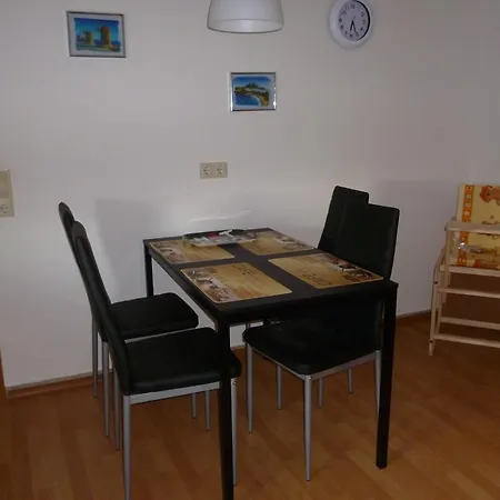 Appartement Fa Haack Neuried (Baden-Wurttemberg)